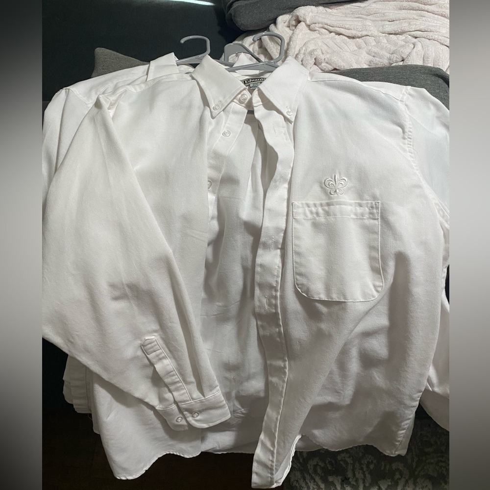 Realis & Chateaux White Button Up Long Sleeve Work Shirts